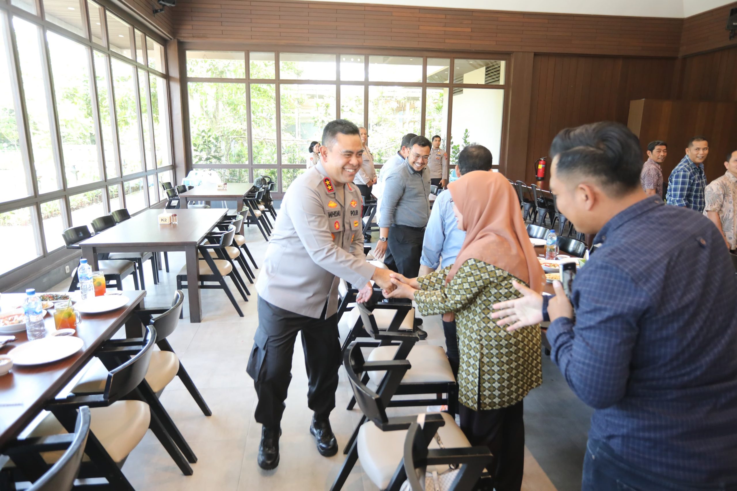 Ciptakan Pilkada Damai: Kapolda Sumut Silaturrahmi bersama Serikat Pekerja Buruh