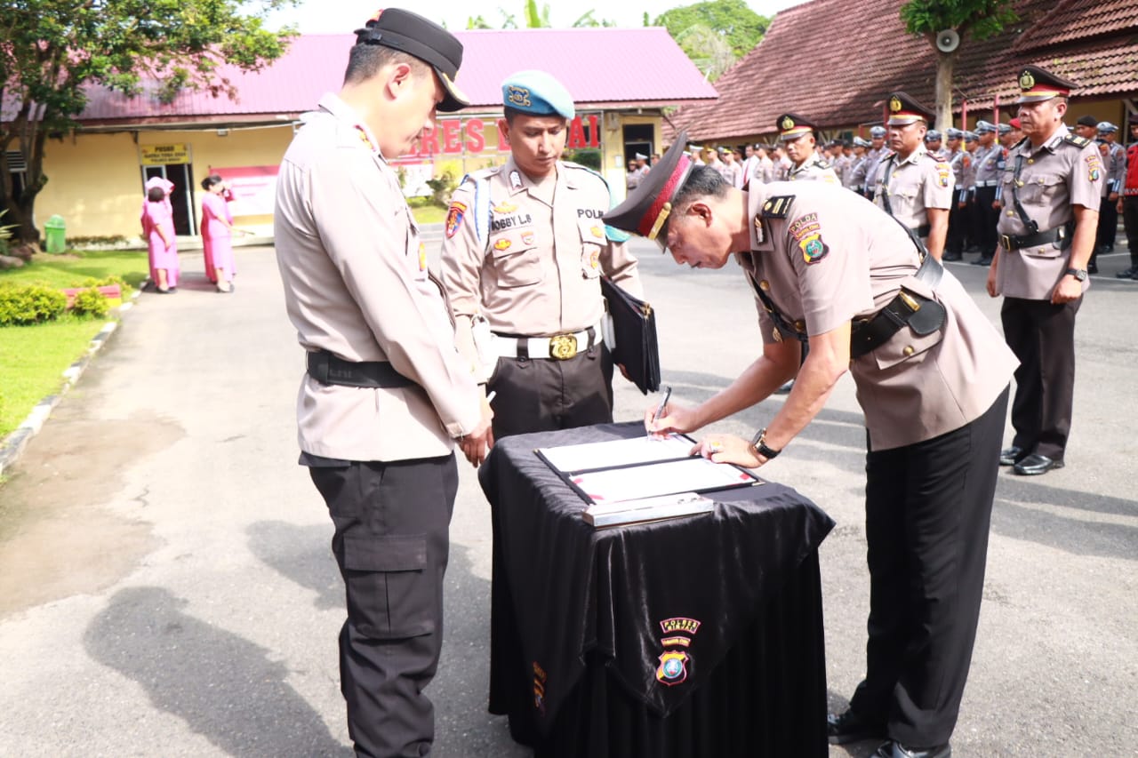 Kapolres Binjai Serah Terimakan Jabatan Kapolsek Binjai Timur Dan Kapolsek Sei Bingai