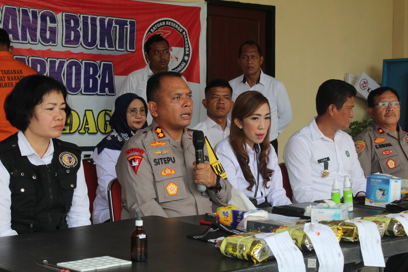 Kapolres Sergai Pimpin Pelaksanaan Pemusnahan Dan Lakukan Pemusnahan Barang Bukti Narkotika Jenis Shabu