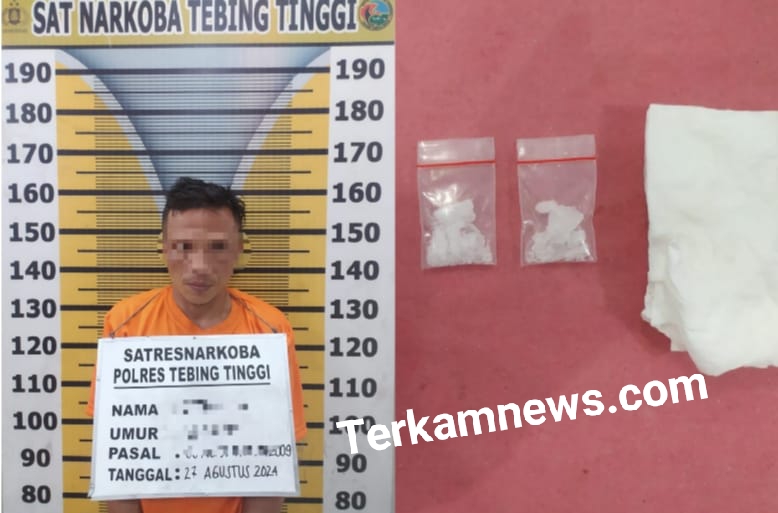 Satresnarkoba Polres Tebing-Tinggi Berhasil Mengamankan Seorang Pria Dengan Barang Bukti Narkoba di Simpang Beo.