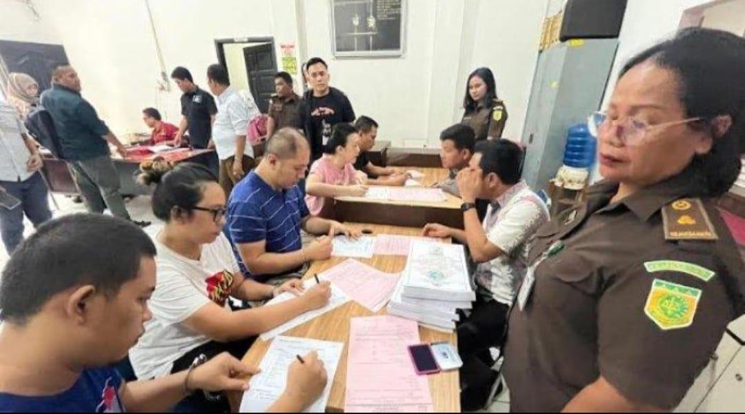 Pasutri dan 3 Tersangka Pabrik Ekstasi Rumahan di Medan Yang Digerebek Bareskrim dan Polda Sumut Dikirim ke Jaksa