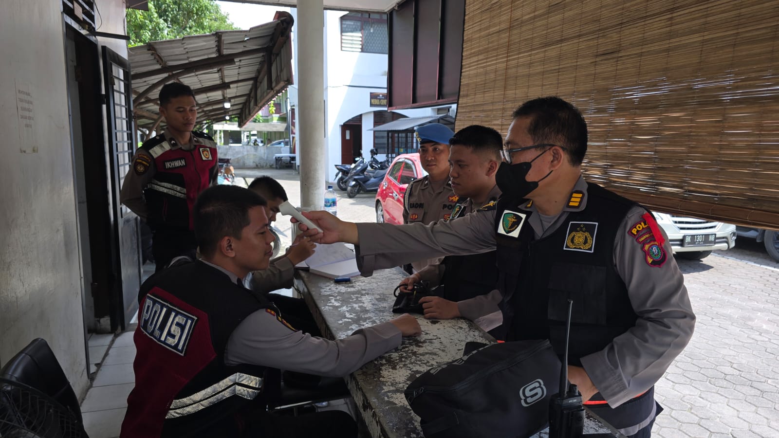 Optimalisasi Kesiapan Pengamanan Pemilukada 2024: Polda Sumut Laksanakan Pemeriksaan Kesehatan Anggota Satgas OMP Toba