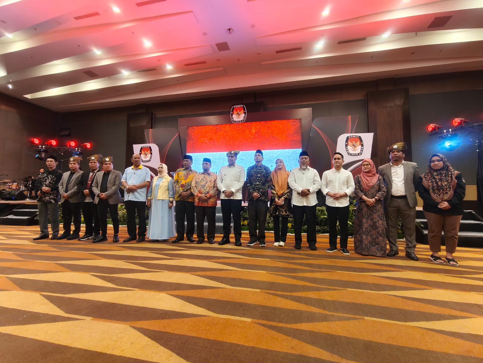 Personel Polres Langkat Amankan Debat Publik Perdana Paslon Bupati dan Wakil Bupati Langkat Tahun 2024