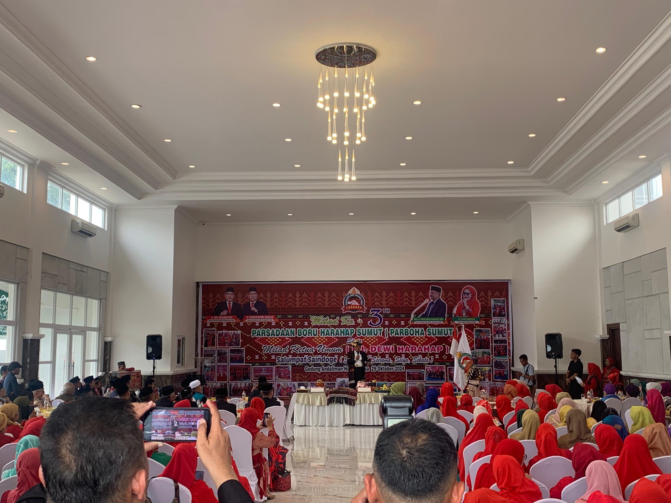 Personel Polda Sumut Amankan Kegiatan Kampanye di Grand Andaliman Hall Medan