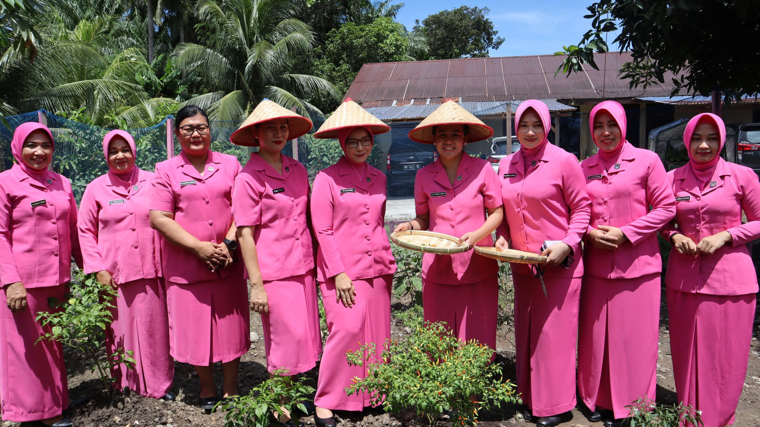 Kunjungan Kerja Ketua Bhayangkari Cabang Langkat Ny. Ayu David ke Pengurus Bhayangkari Ranting Kuala
