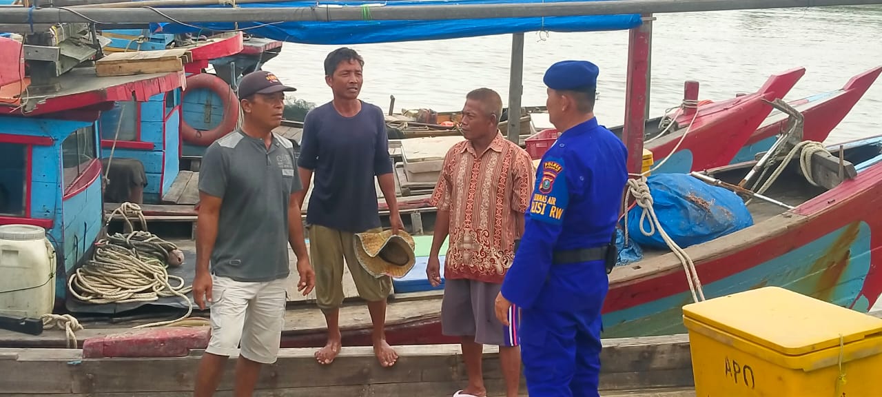 Sambangi Masyarakat Wilayah Pesisir, Satpolairud Polres Langkat Bawa Pesan Pilkada Damai 2024