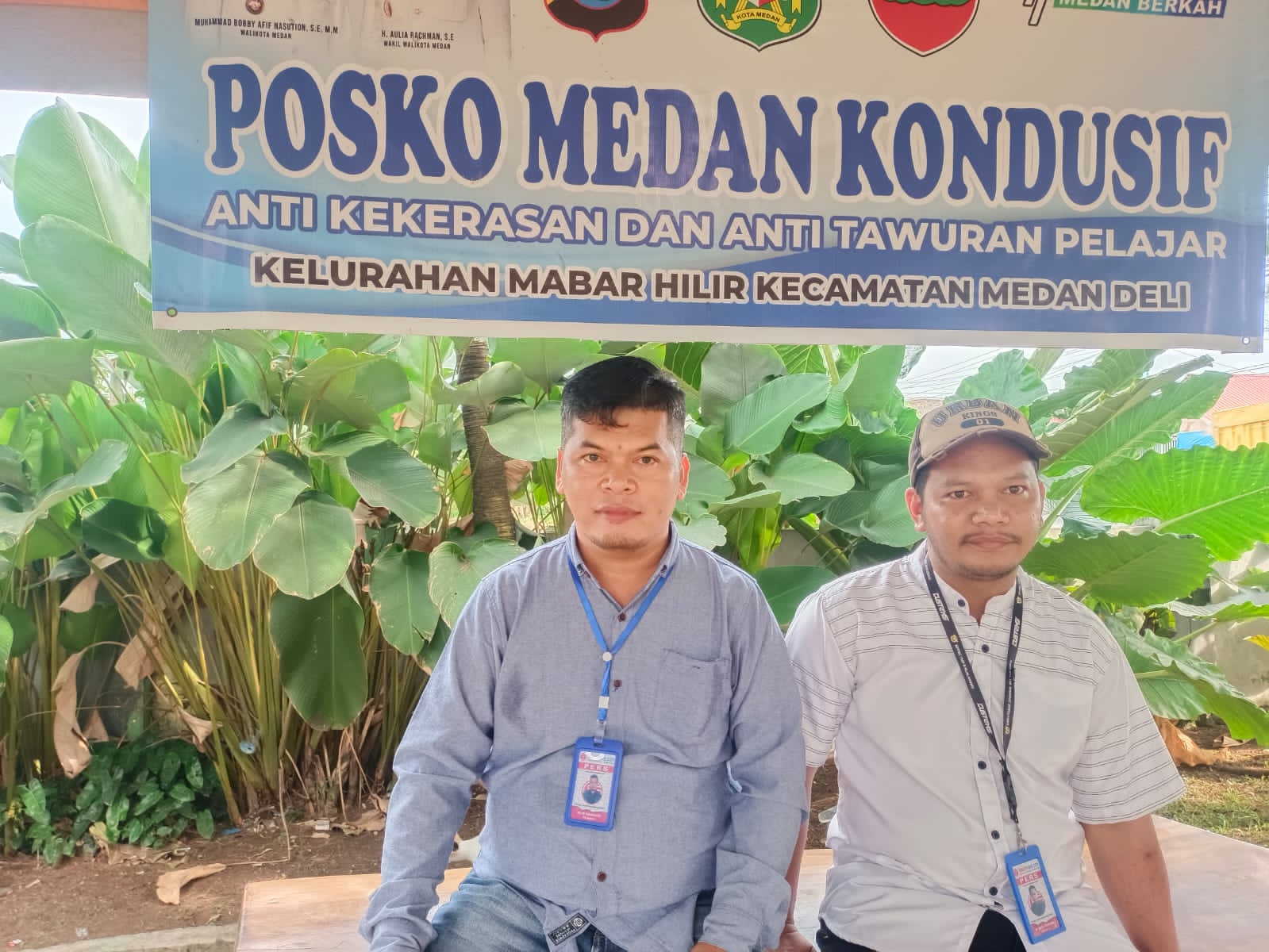 Tokoh Pemuda, Ketua Bidang Investigasi  dan Infokom LSM- TERKAMS M. Bayu Pratama Mendatangi Kantor Lurah Mabar Hilir.