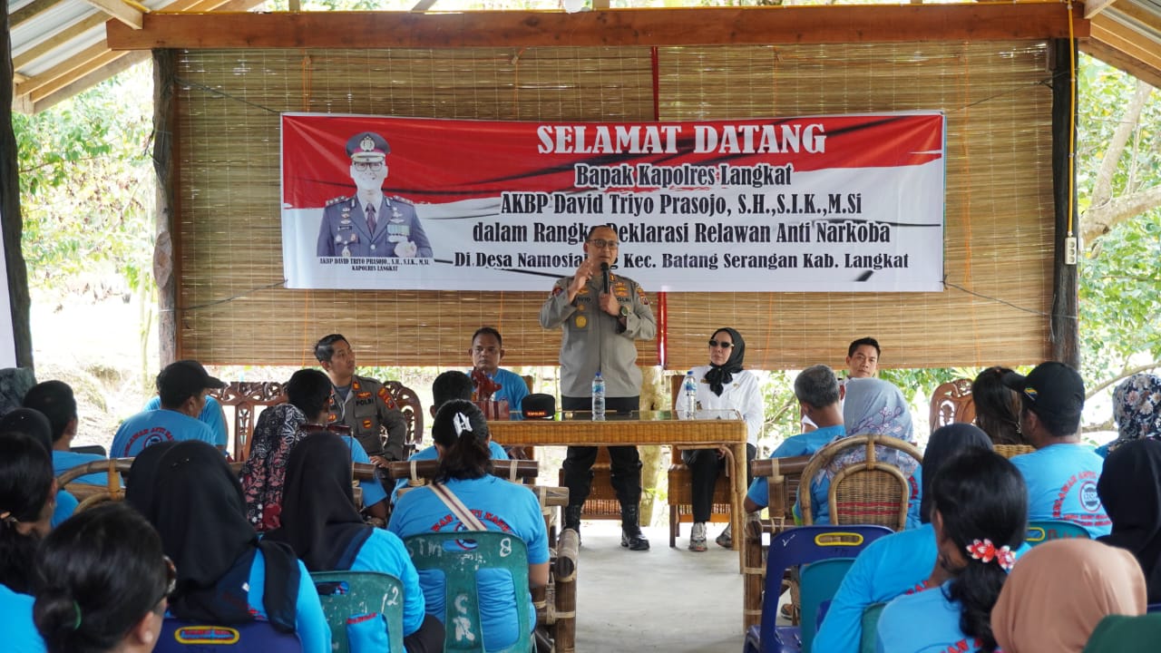 Kapolres Langkat Hadiri Deklarasi Relawan Anti Narkoba di Desa Namosialang