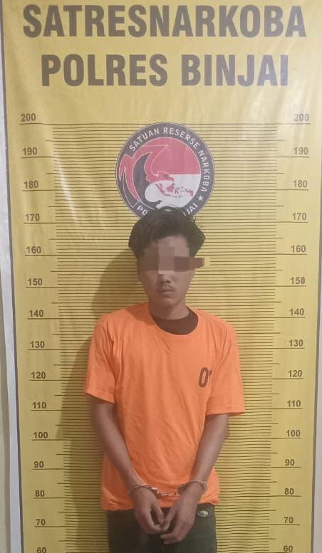 Sedang Menunggu Pembeli Didepan Rumah, Bandar Narkoba di Tangkap Polres Binjai
