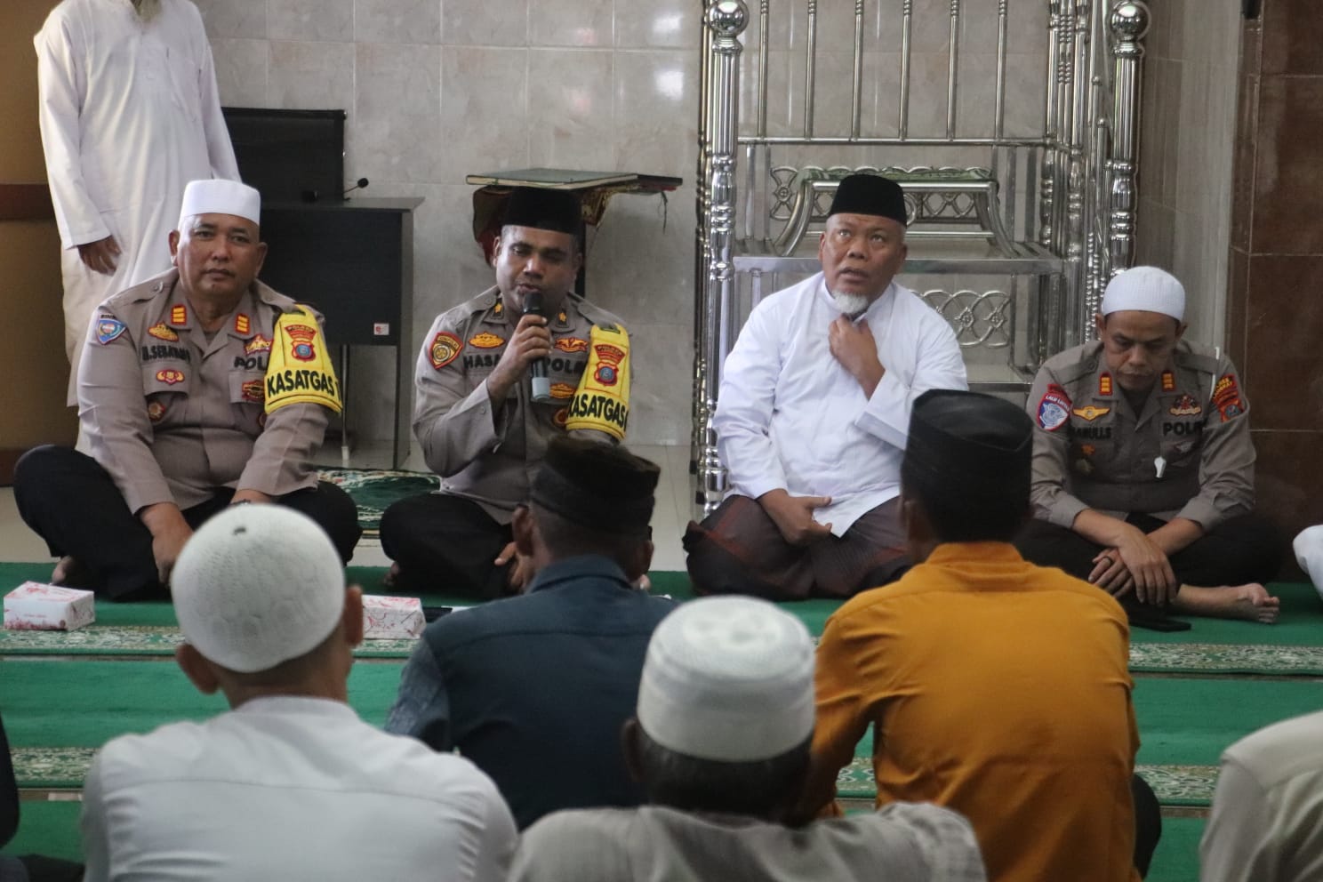 Pesan Kapolres Langkat Di awal Tahun 2025 Saat Jum’at Curhat