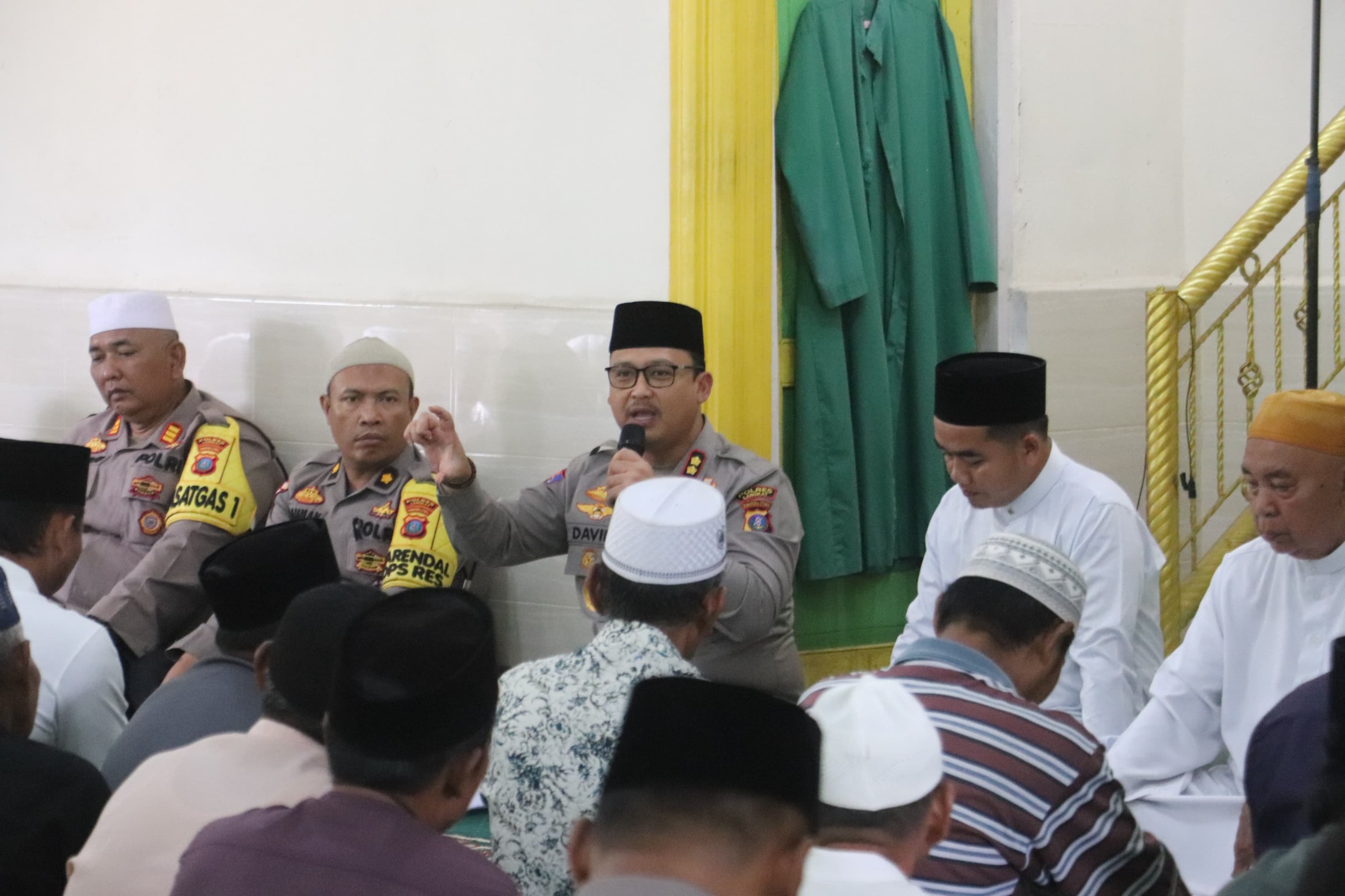 Kapolres Langkat Gelar Safari Jumat, Ajak Masyarakat Jaga Kamtibmas & Perangi Judi