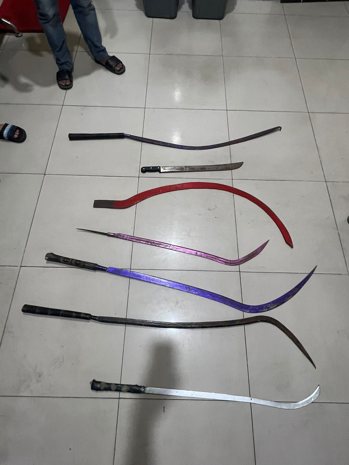 Sat Reskrim Polres Pelabuhan Belawan Tangkap Tiga Begal Bersenjata Tajam