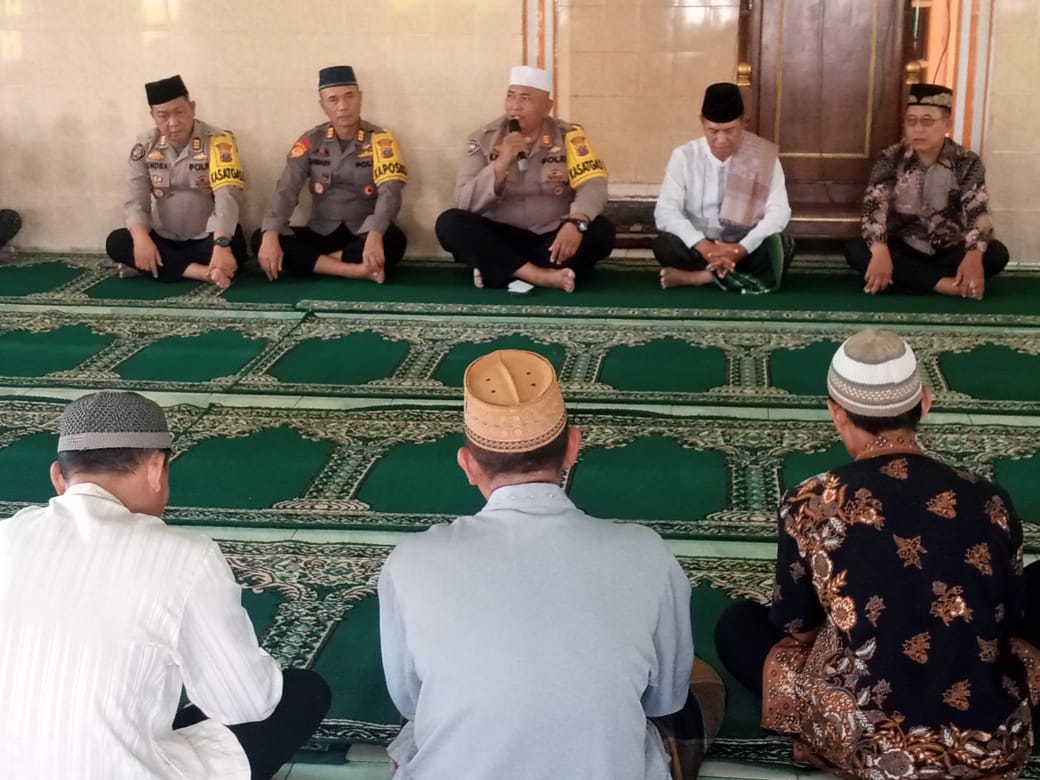 Melalui Jum’at Curhat Warga Diingatkan Jaga Harkamtibmas