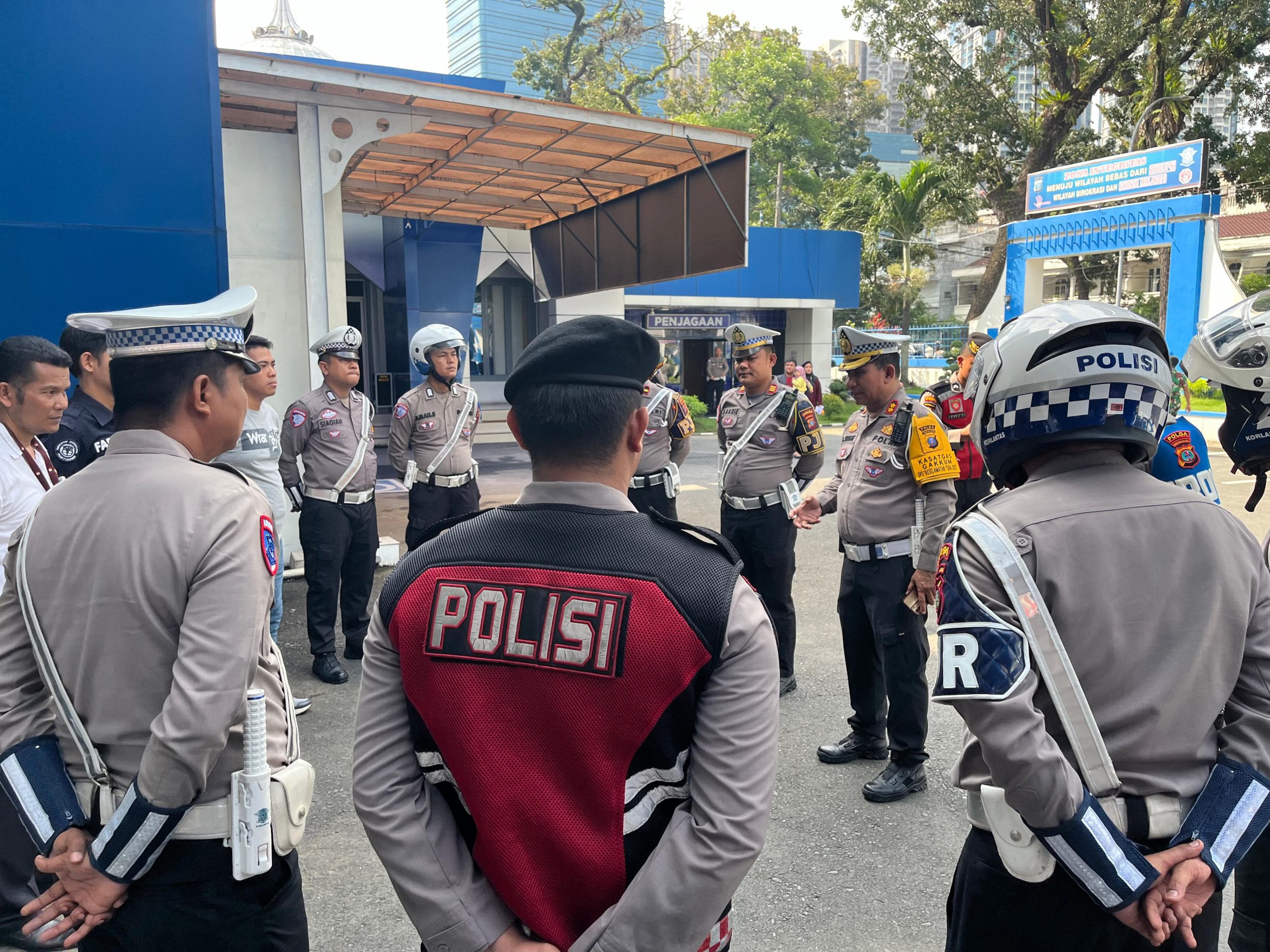 Hari Ketiga Operasi Keselamatan Toba 2025: Penindakan Meningkat, Kesadaran Berlalu Lintas Diperkuat