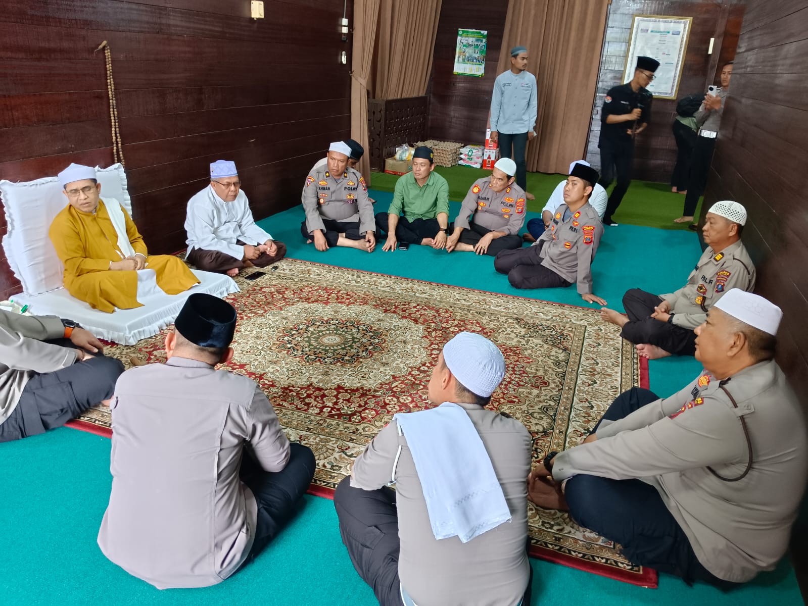 Jaga Silaturahmi & Kedamaian Ramadhan, Kapolres Langkat Bersilaturahmi ke Tuan Guru Besilam Babussalam