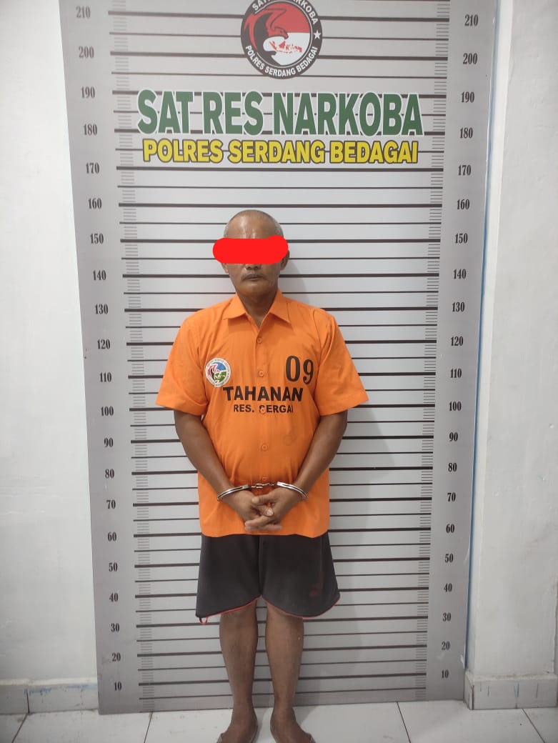 Terbukti Mengedarkan Narkotika Jenis Sabu-Sabu, Unus Tak Berkutik Ditangkap Satnarkoba Polres Serdang Bedagai.