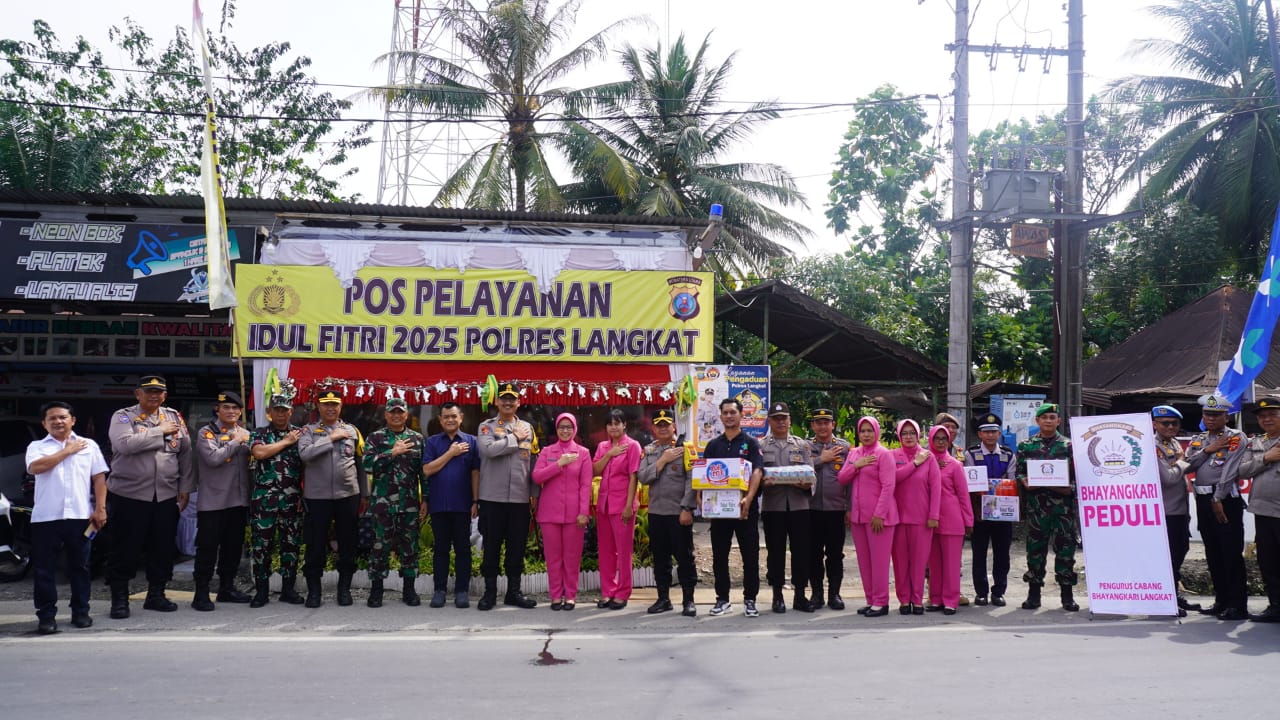 Kapolres Dan Ketua Bhayangkari Cabang Langkat Cek Pos Yan