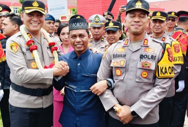 Penuh Rasa Haru Ketua KBB Melepas Kepergian Mantan Kapolres Pelabuhan Belawan