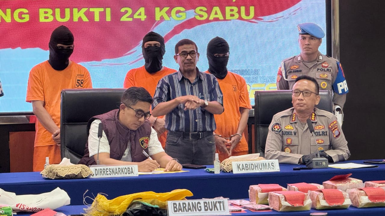 Polisi Gagalkan Peredaran 24 Kg Sabu di Palu, 3 Pelaku Ditangkap