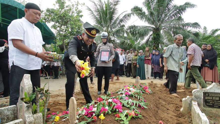 Polres Sergai Turut Berduka Cita Atas Wafatnya Purnawirawan Polri Iptu Suherman.SH