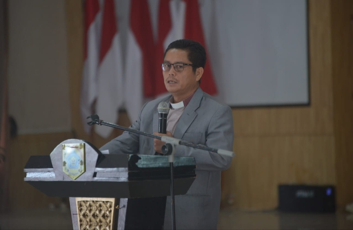 Ibadah Umum Pemkab Pakpak Bharat di Aula Bale Sada Arih Berjalan Hikmad