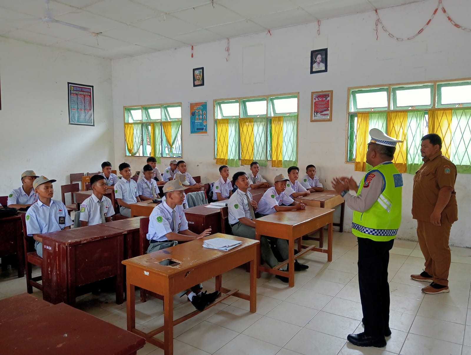 Police Go To School, Sat Lantas Polres Sergai Himbau Pelajar Tertib Berlalulintas