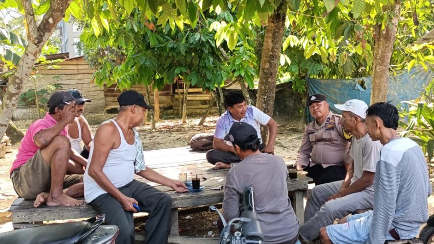 Dari Pintu ke Pintu, Polisi Ajak Warga Kawal Keamanan Desa