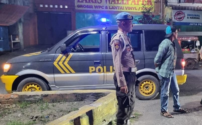 Cegah Kejahatan Jalanan Dan Premanisme, Polsek Tanjung Pura Gelar Patroli Malam