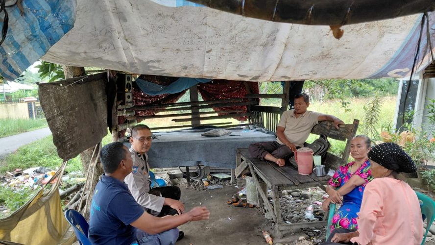 Marak Premanisme Berkedok Ormas, Bhabinkamtibmas Polres Langkat Laksanakan Sosialisasi