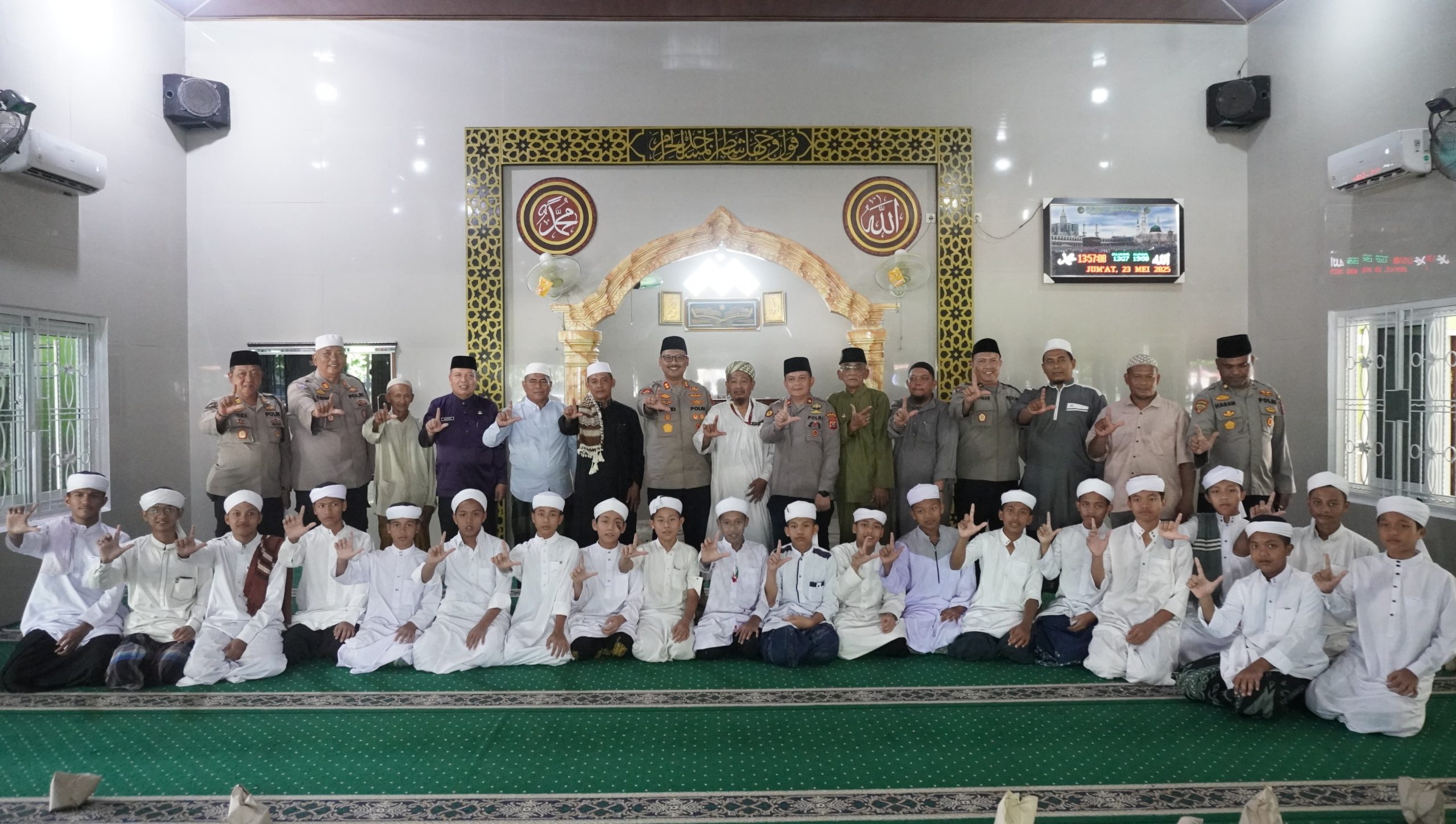 Jalin Silaturhami Dengan Masyarakat Kapolres Langkat Gelar Jumat Curhat