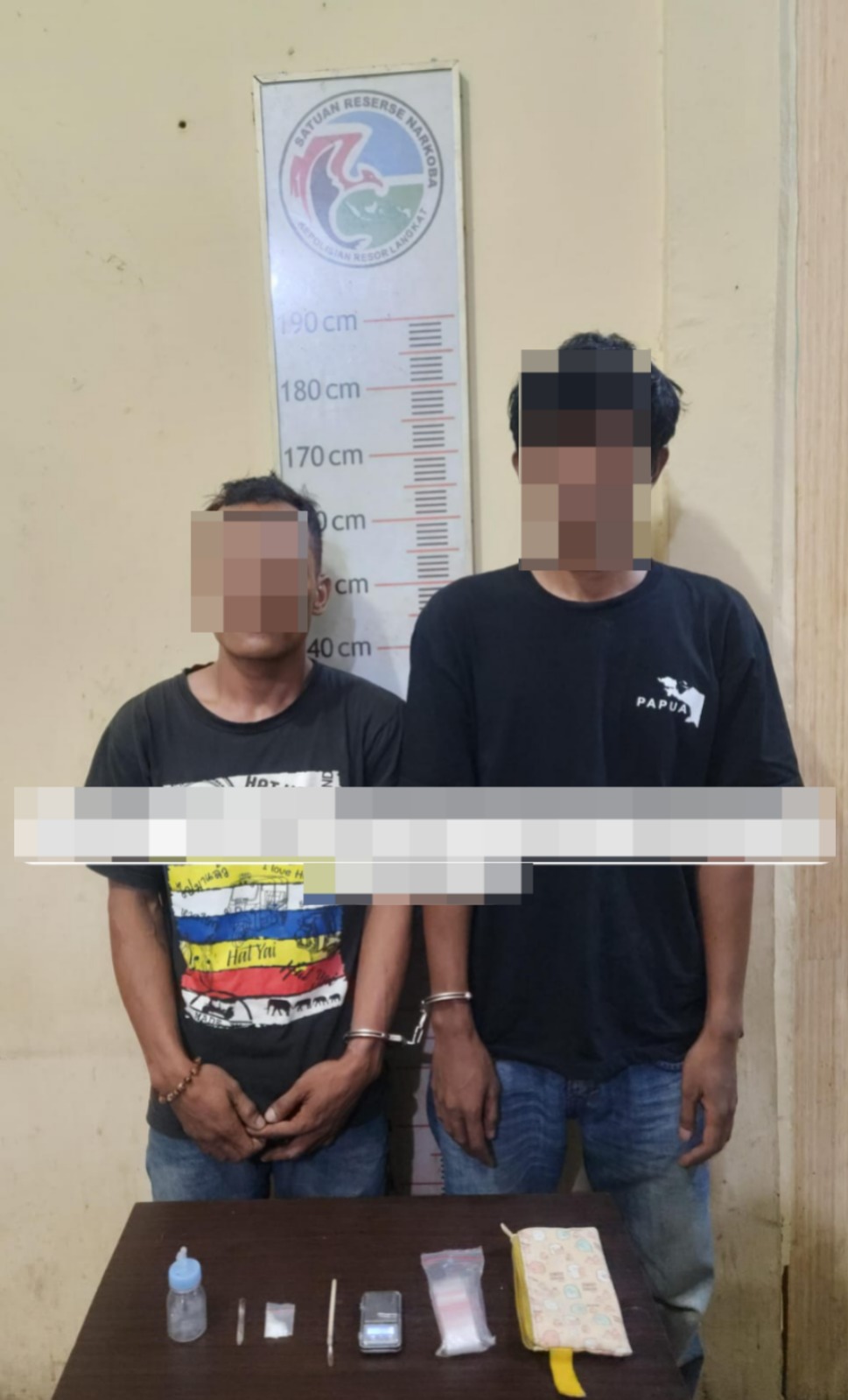 Dari Dalam Rumah Sunyi di Stabat, Dua Pria Diamankan Bersama Sabu dan Bong