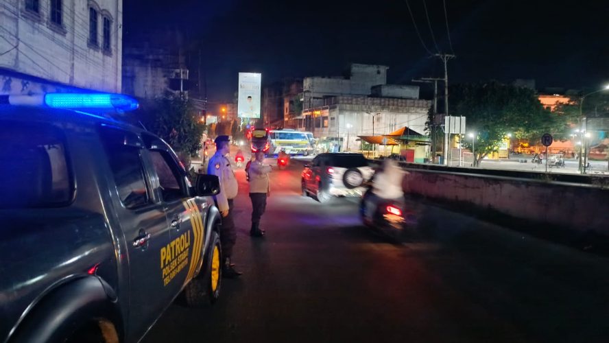 Polsek Stabat Gelar Patroli Untuk Antisipasi C3 Dan Gangguan Kamtibmas