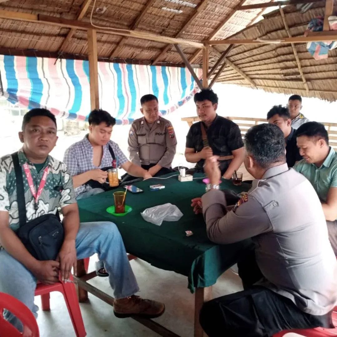 Sosialisasi Humanis, Sat Binmas Polres Langkat Imbau Warga Hindari Perjudian dan Miras