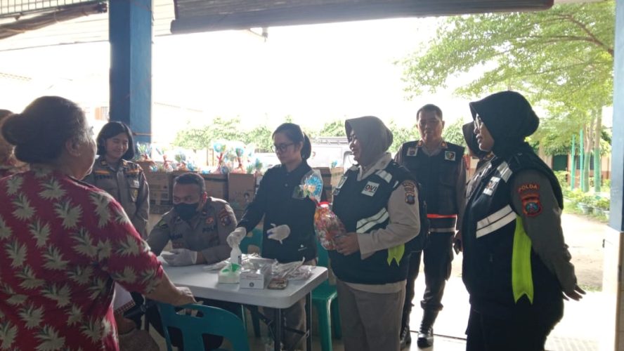 Sambut HUT Bhayangkara ke-76, Bid Dokkes Polda Sumut Gelar Pemeriksaan Kesehatan dan Edukasi di SLB Karya Murni