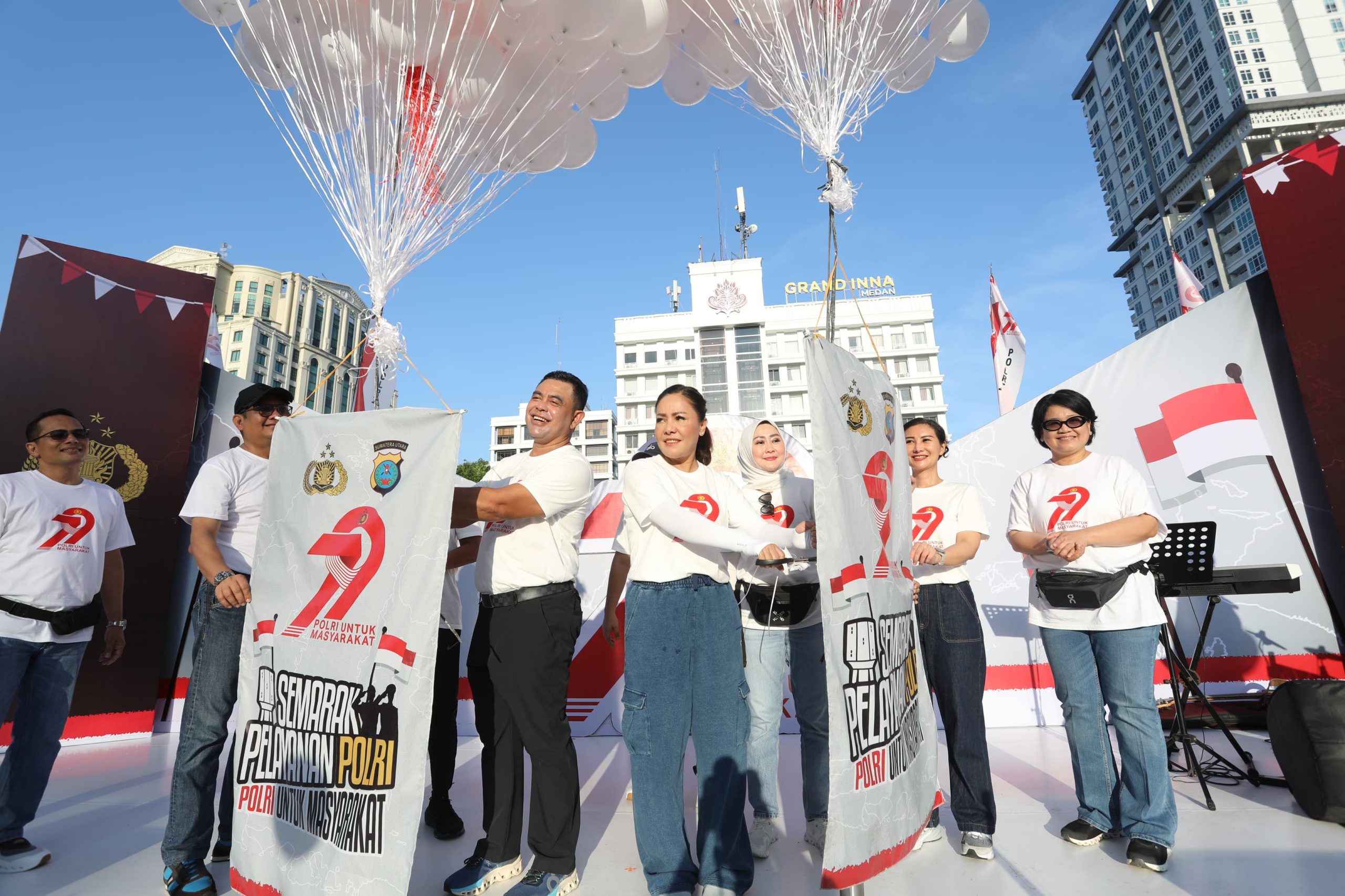 Semarak Pelayanan Polri Warnai Car Free Day di Lapangan Merdeka Medan