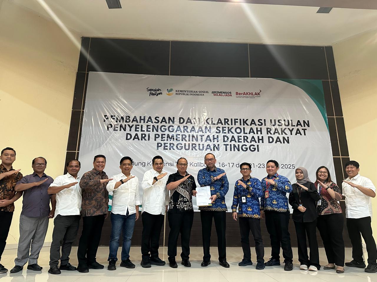 Bupati Pakpak Bharat Menghibahkan Tanah Milik Pribadi Seluas 5Ha ke Pemkab Pakpak Bharat