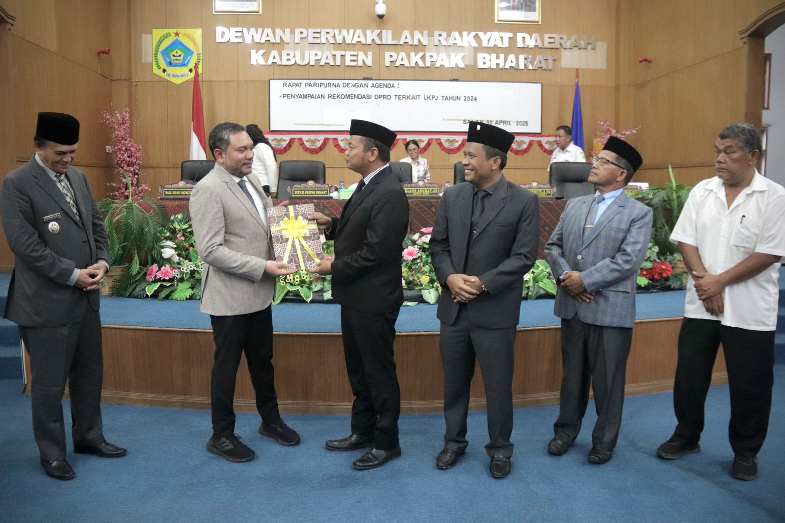 DPRD Kabupaten Pakpak Bharat Menggelar Sidang Paripurna Dengan Agrnda Tunggal