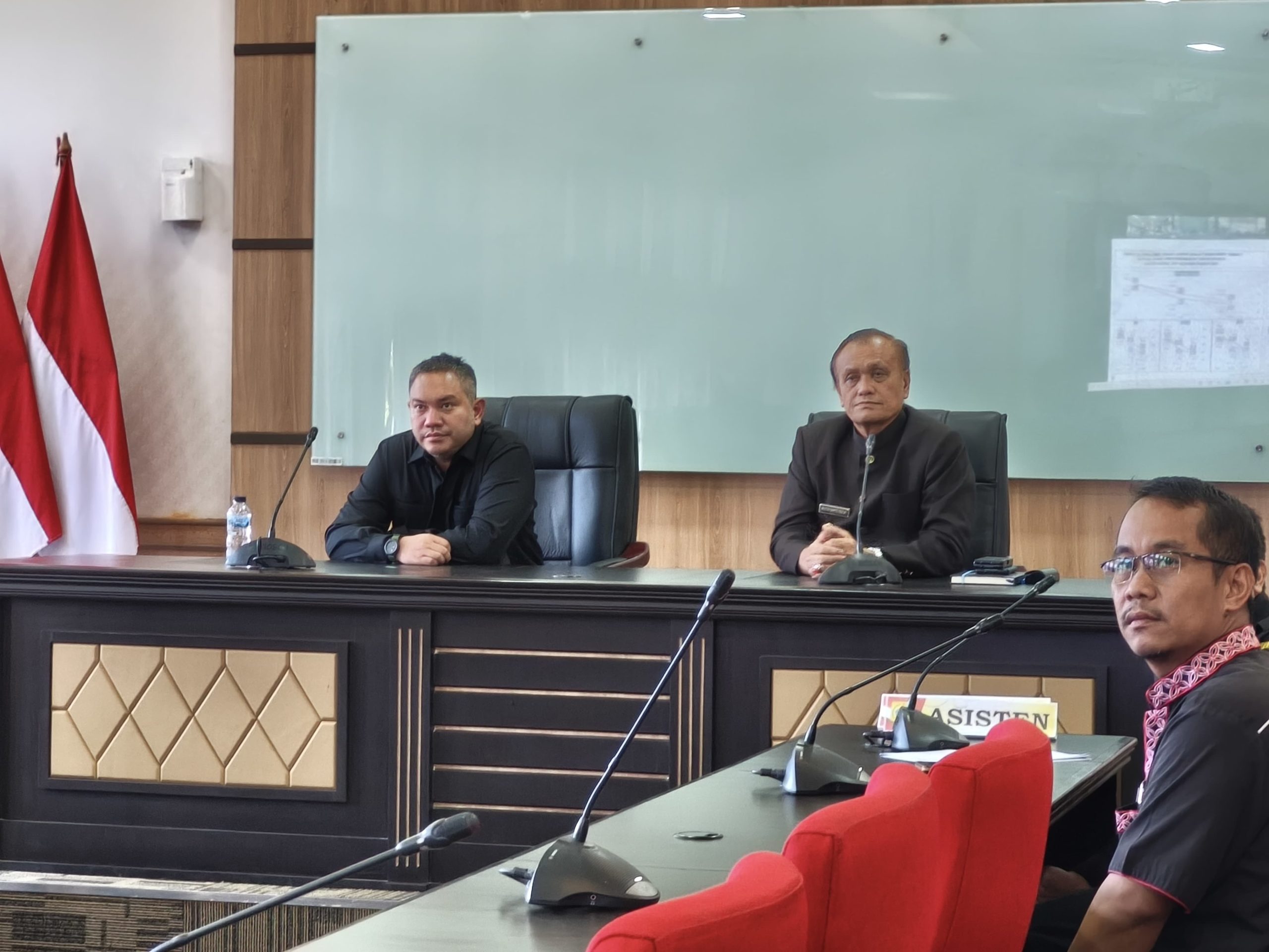 Bupati Pakpak Bharat Mengikuti Rapat Koordinasi Percepatan Realisasi APBD Tahun 2025