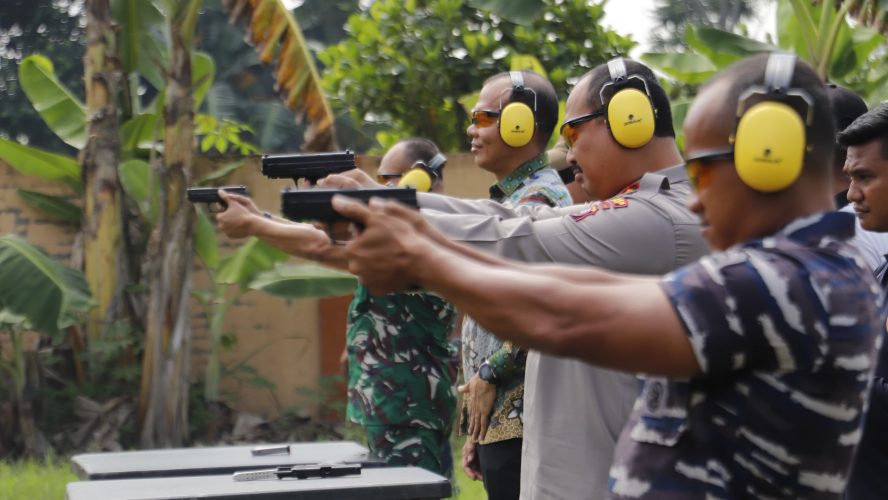 Semarak Hari Bhayangkara Ke-79, Polres Langkat Gelar Lomba Menembak Executive Pererat Sinergitas Forkopimda Dan Instansi Terkait