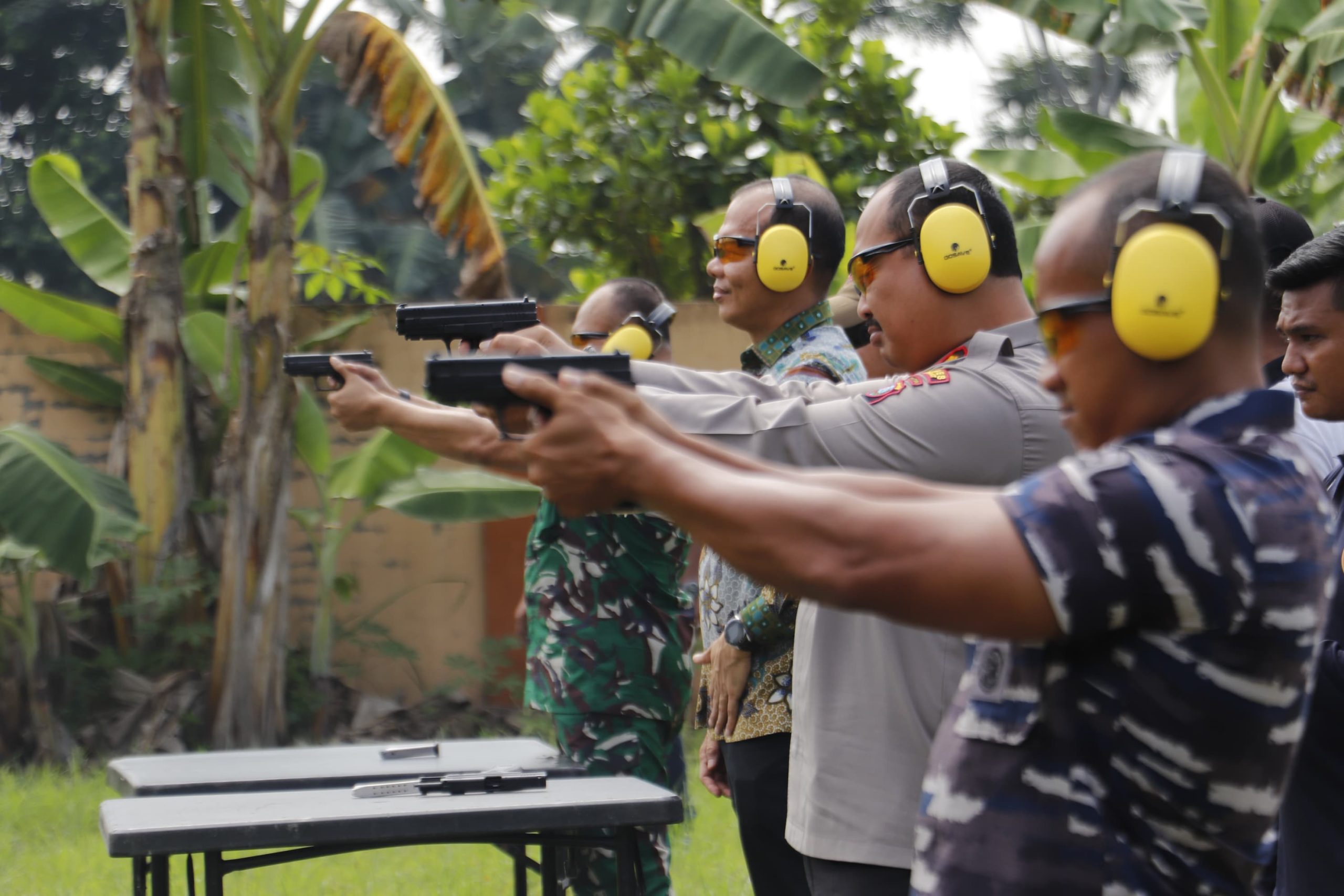 Semarak Hari Bhayangkara Ke-79, Polres Langkat Gelar Lomba Menembak Executive Pererat Sinergitas Forkopimda Dan Instansi Terkait