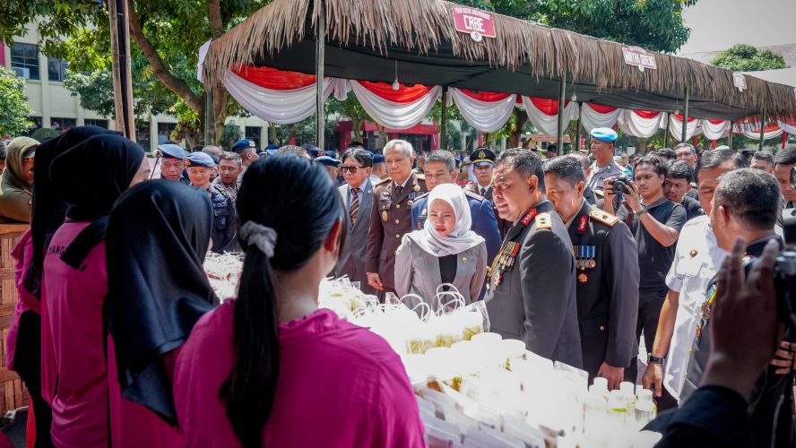 Meriahkan HUT Bhayangkara Ke-79, Polda Sumut Gelar Pasar Murah Dan Sajikan Kuliner Gratis Untuk Warga