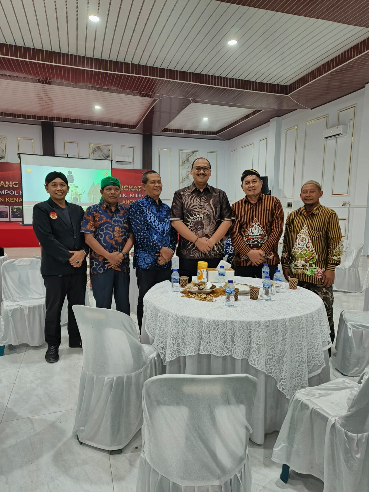 Polres Langkat Gelar Nonton Bareng Wayang Kulit Bersama Kapolri: Wujud Kepedulian Melestarikan Budaya Bangsa