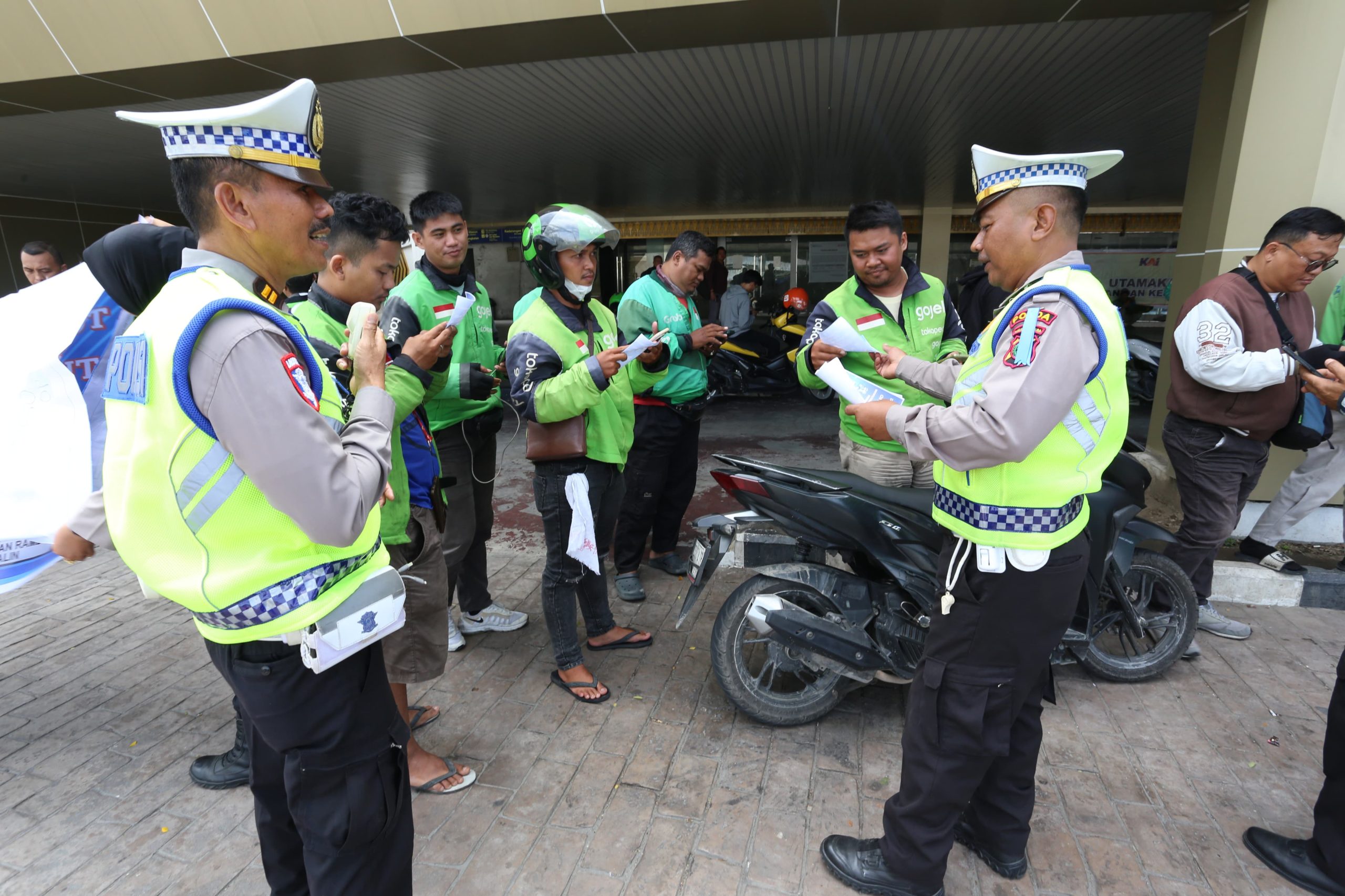 Polda Sumut Tindak 1.423 Pelanggaran Lalu Lintas Hari Pertama Operasi Patuh Toba 2025