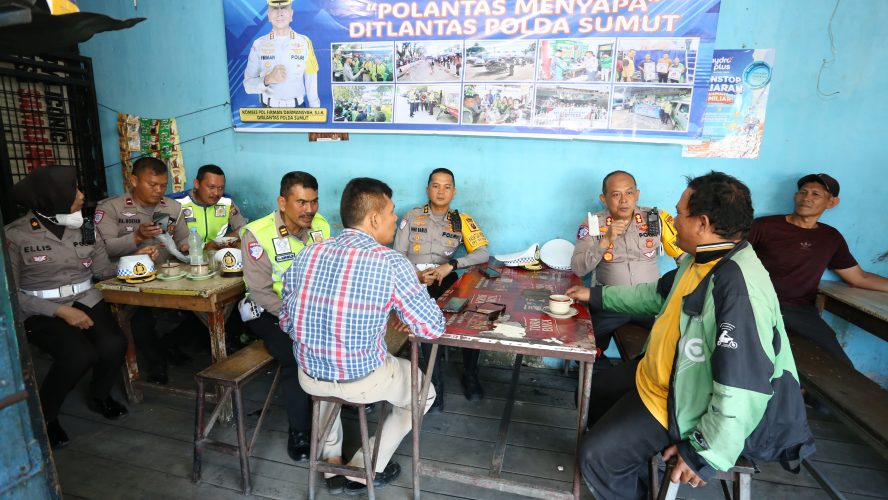 Polda Sumut Edukasi Keselamatan Berlalu Lintas di PT. PMH dalam Rangka Operasi Patuh Toba 2025