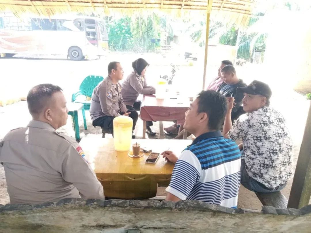 Sat Binmas Polres Langkat Gencar Laksanakan Pembinaan dan Sosialisasi Kamtibmas Kepada Komunitas Masyarakat