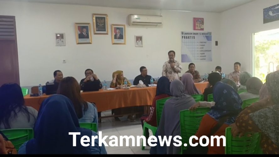 Program Unggulan Bersekolah Gratis, Gubernur Sumut Bobby Nasution Tidak Singkroun Dengan Kepala SMA Negeri 13 Medan.
