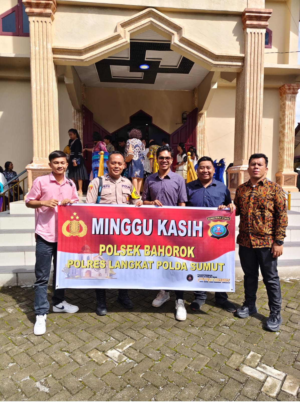 Polsek Bahorok Pengamanan Kegiatan Minggu Kasih di Gereja GBKP Runggun Bahorok Klasis Kuala Langkat