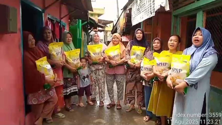Direktorat Polairud Polda Sumut Gelar Gerakan Pangan Murah, Salurkan 5 Ton Beras SPHP Untuk Warga Sekitar Mako Polairud