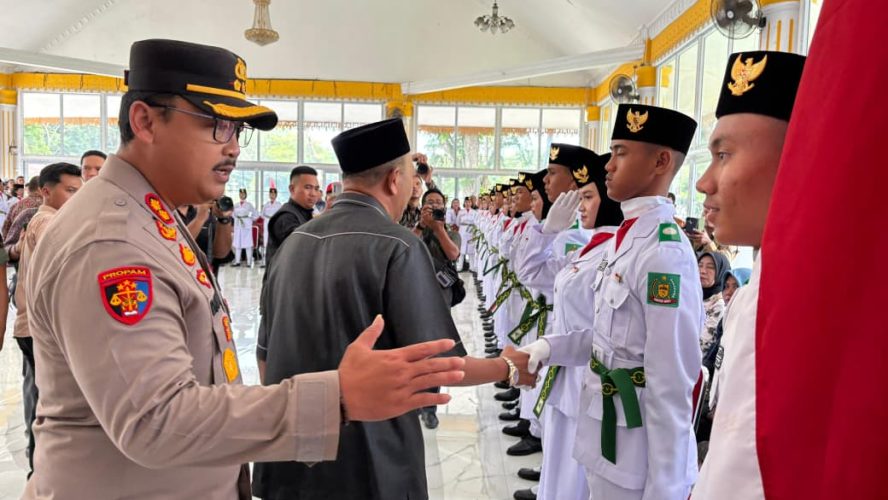 Kapolres Langkat Hadiri Pengukuhan Paskibra HUT RI ke-80