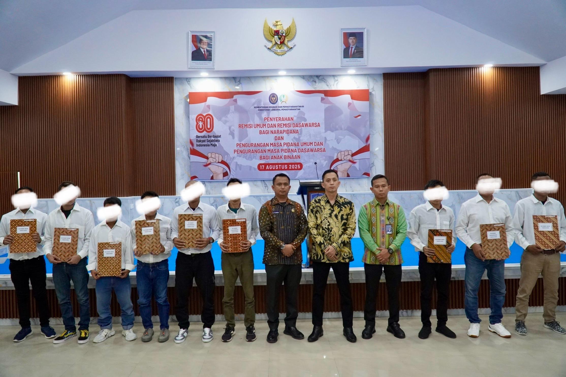 94 Orang WBP Rutan Kelas I Medan Langsung Bebas Terima Remisi Umum Dan Remisi Dasawarsa Pada HUT RI Ke-80